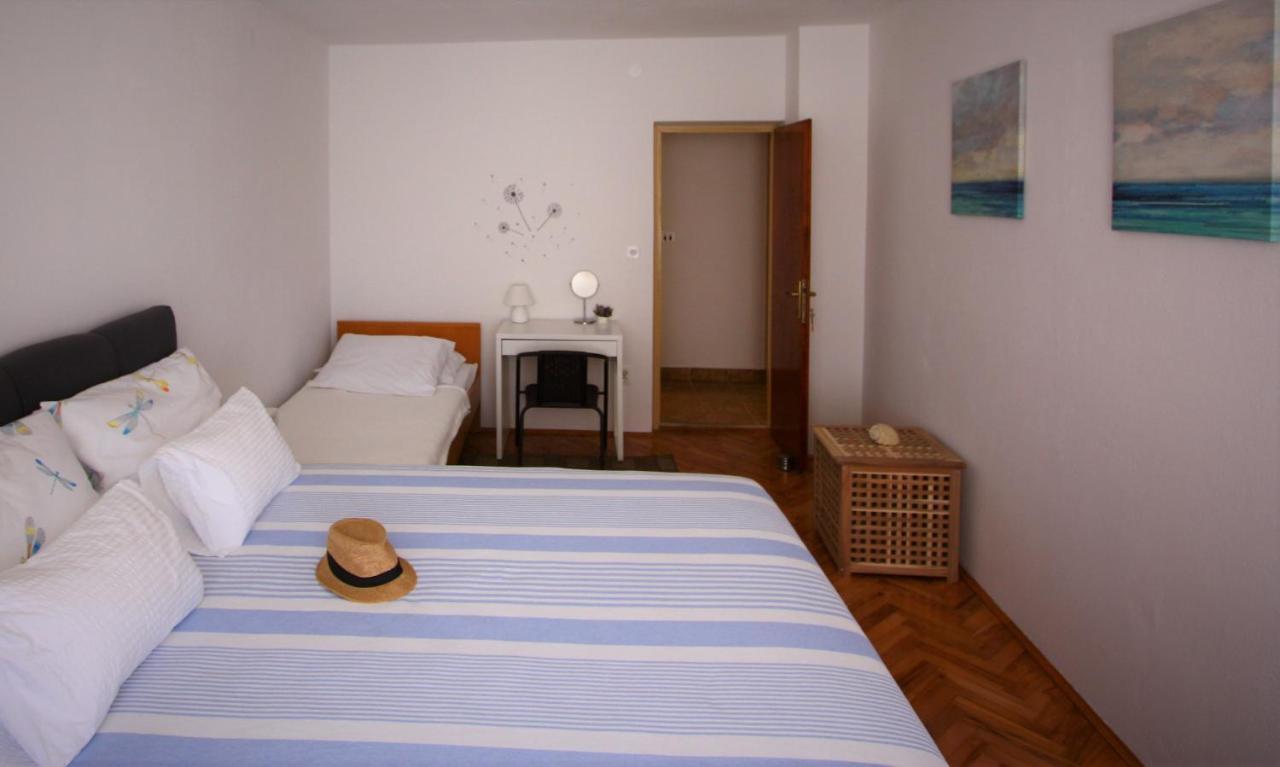 Rooms & Apartments Dolac 赫瓦尔 外观 照片