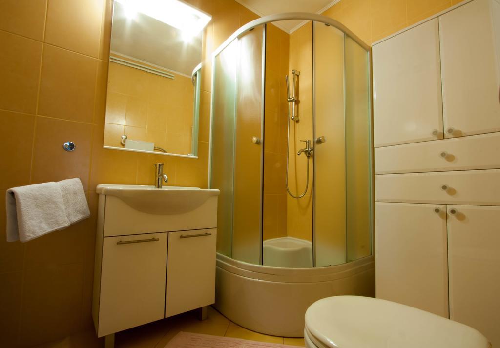 Rooms & Apartments Dolac 赫瓦尔 外观 照片
